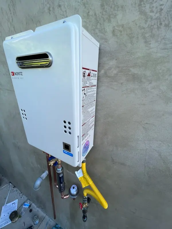 Tankless water heater installation for Del Harbour homes